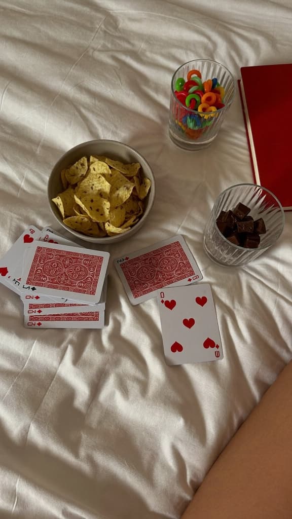 Cozy Cards Date